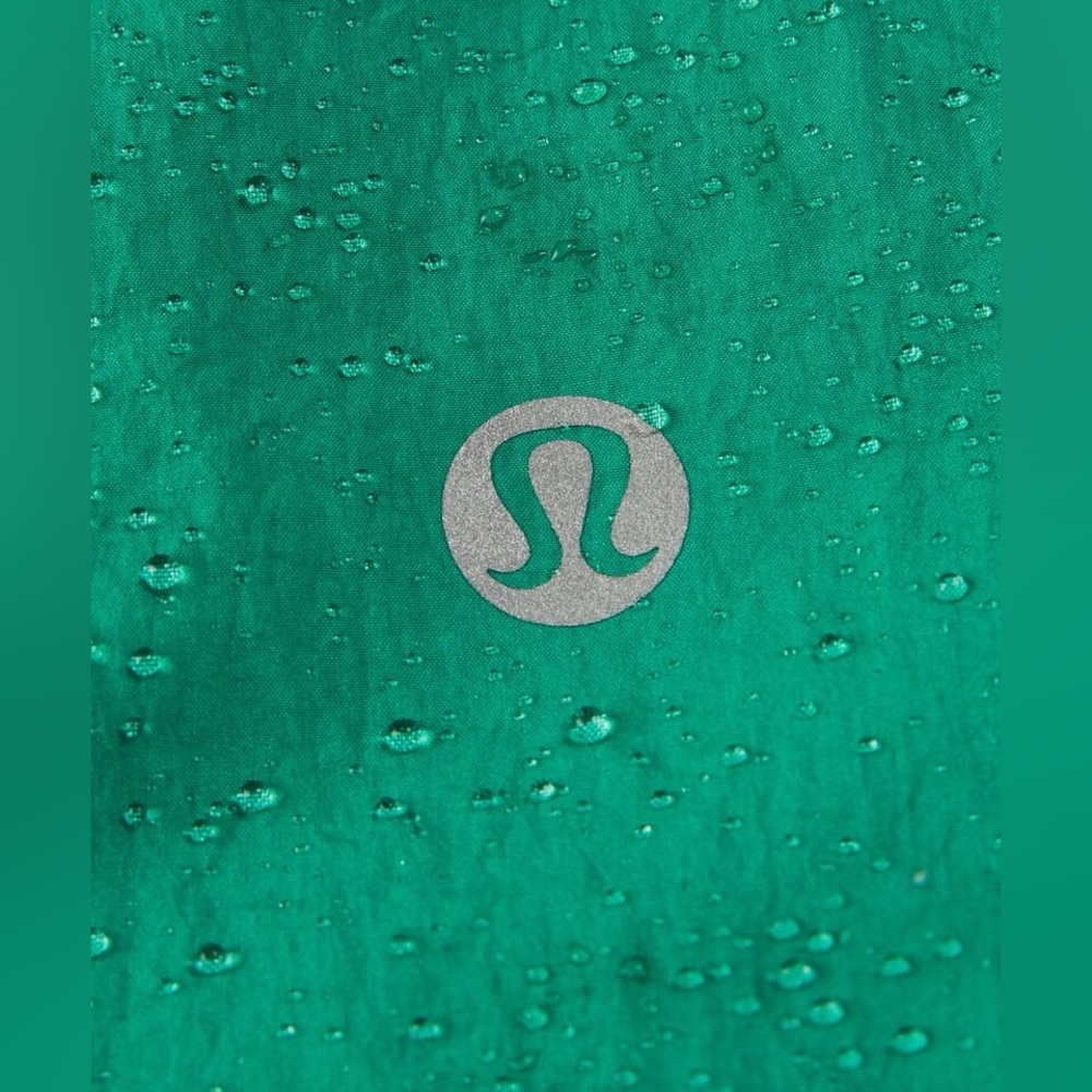 Lululemon License to Train Lightweight Jacket in Cascadia Green - Picture 7 of 13